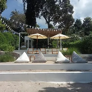 Koh Chang hotels &amp; apartments, all accommodations in Koh Chang