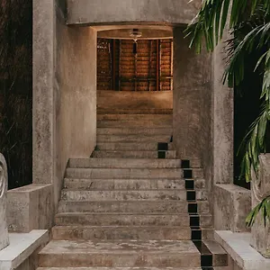 Koh Chang hotels &amp; apartments, all accommodations in Koh Chang